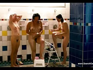 Russo ragazza prende ...