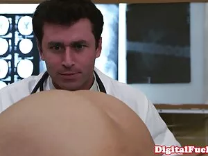 Giovane paziente è d ...